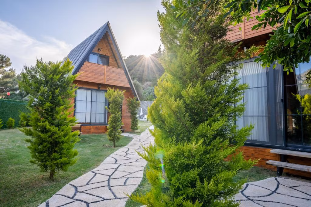 Karaöz Safir Bungalov — 2