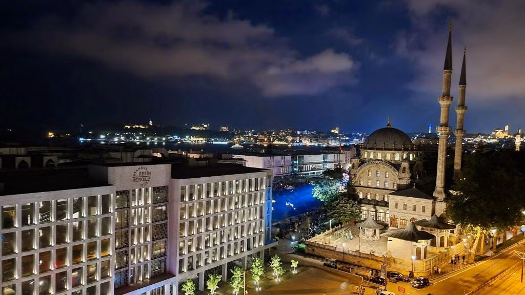 Karaköy Port Bosphorus Hotel — 7
