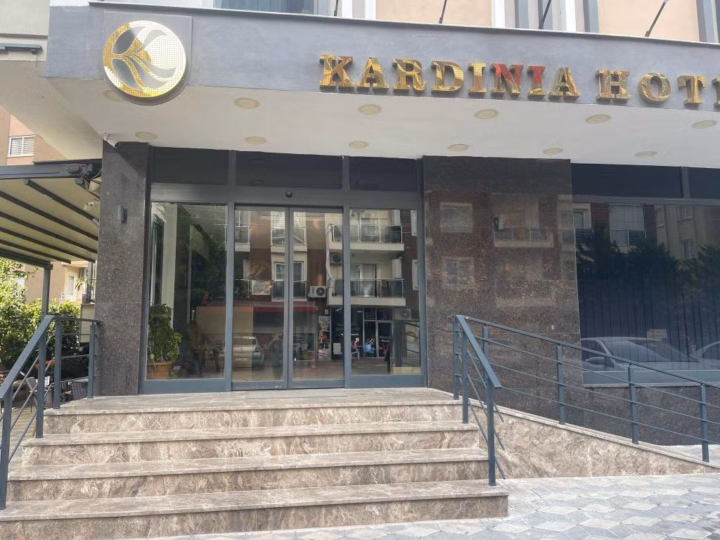 Kardinia Hotel — 8