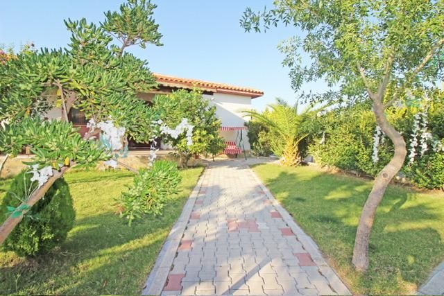 Karina Vineyard House — 8