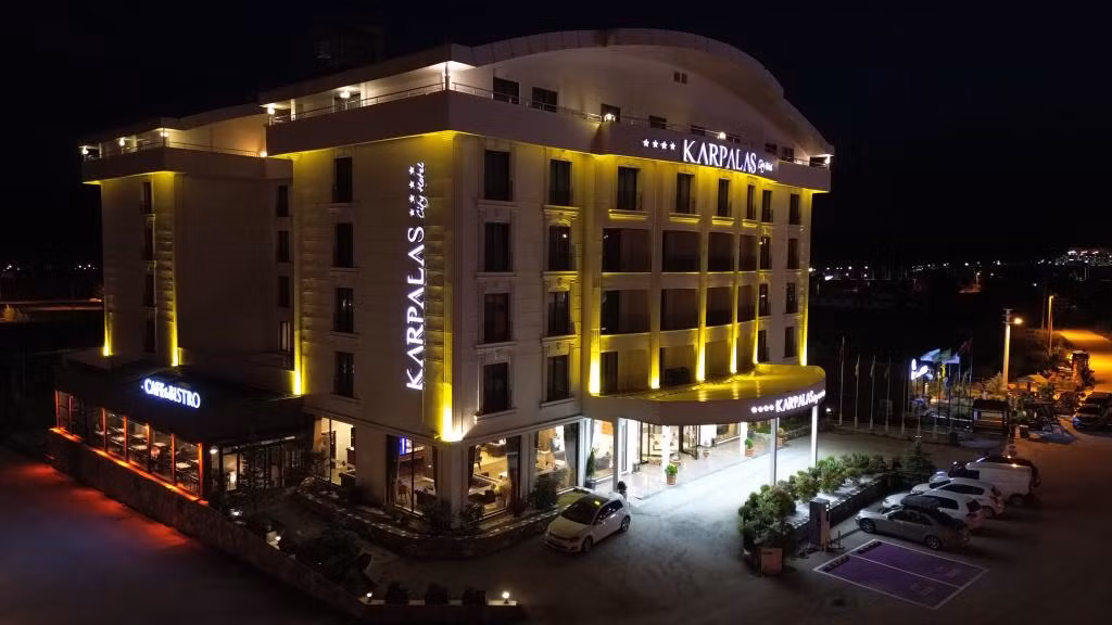 Karpalas City Hotel & Spa — 2