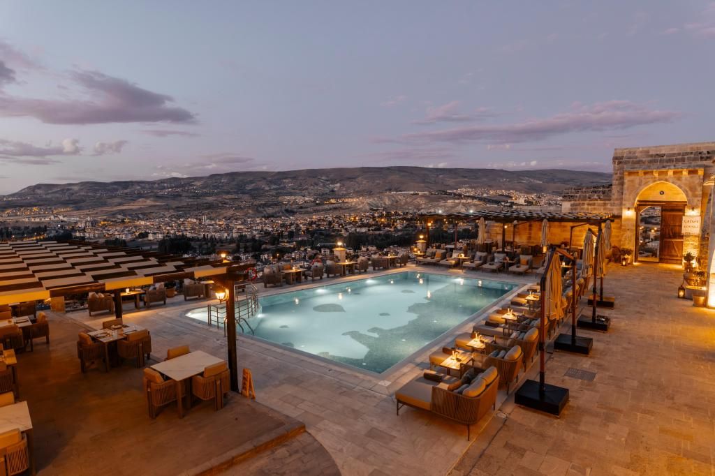 Kayakapı Premium Caves Cappadocia — 8