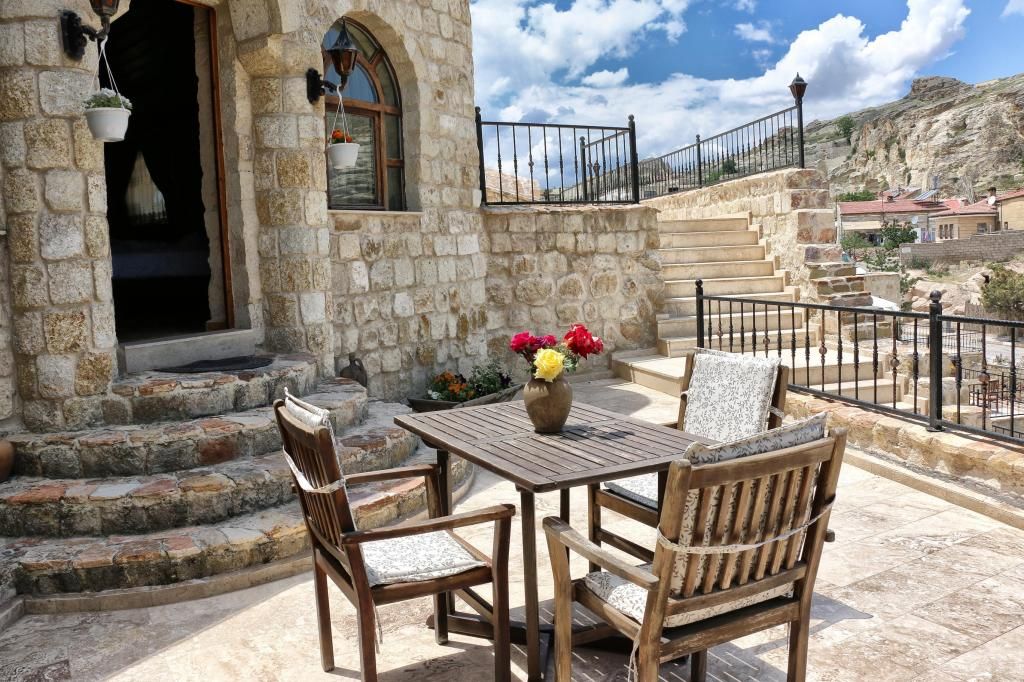 Kemerhan Cave Suites — 9