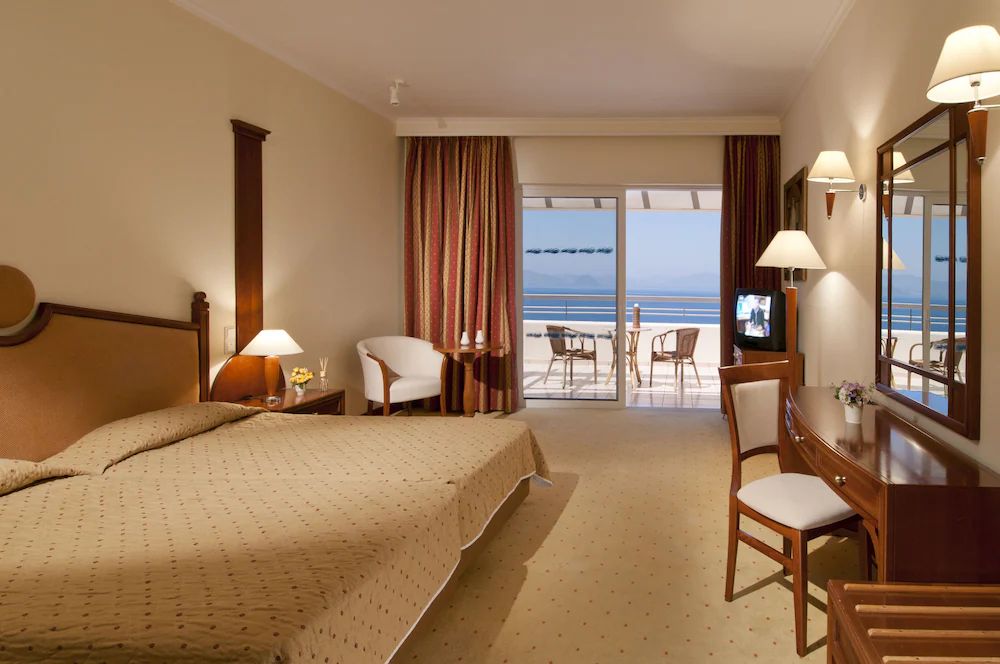 Kipriotis Panorama Hotel & Suites — 7