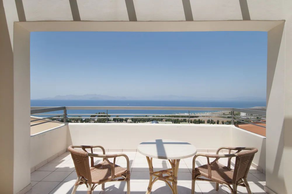 Kipriotis Panorama Hotel & Suites — 9