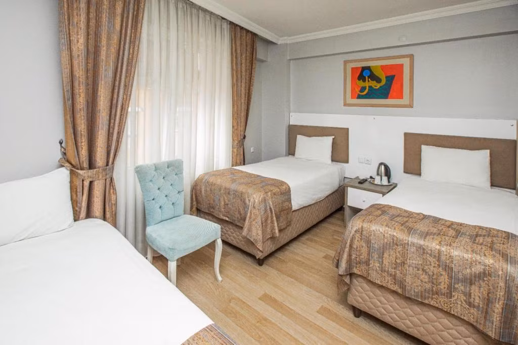 Konuk Otel — 4