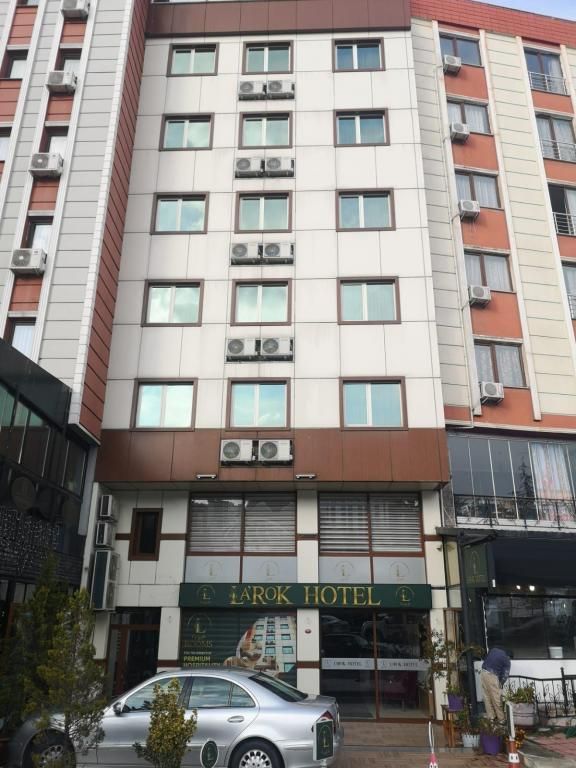 Larok Hotel