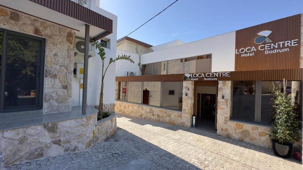Loca Centre Hotel — 6