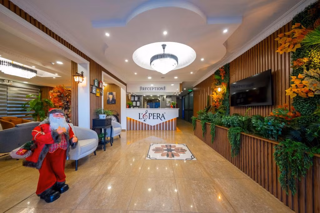 Lopera Beach Hotel — 8