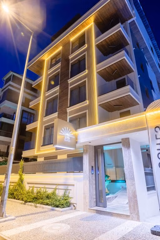 LOS Suites — 3