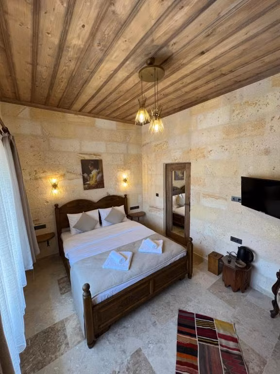 Library Cave House — 9