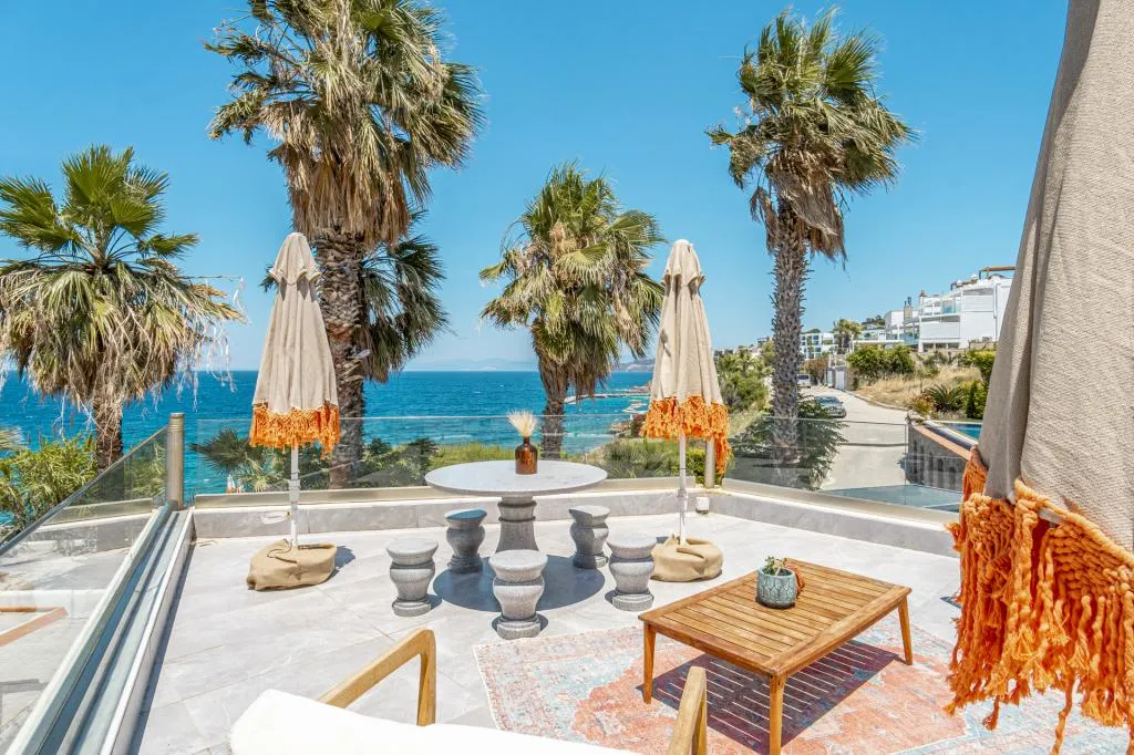 La Local Beach & Hotel Yalıkavak — 3