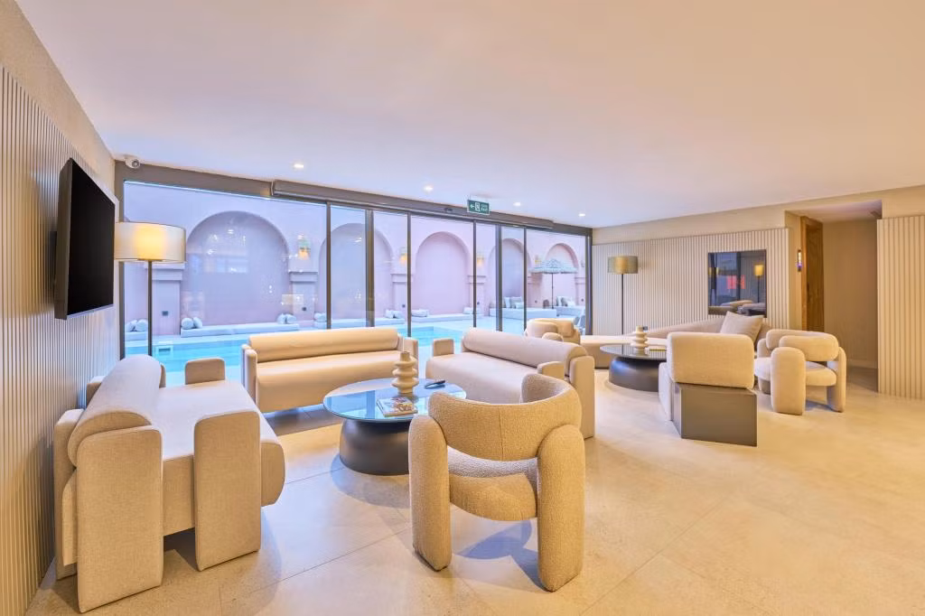 La Maja Hotel — 4