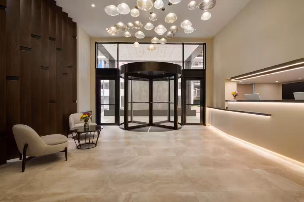 La Quinta by Wyndham Batumi — 4