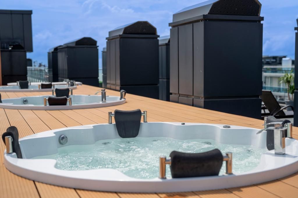 La Quinta by Wyndham Batumi — 7