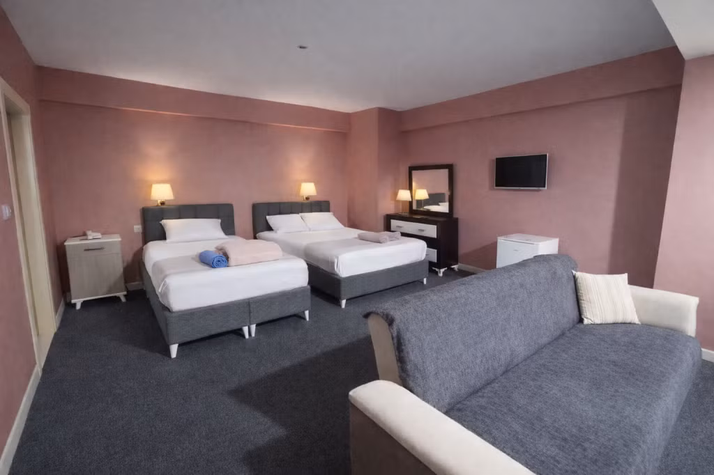 Lacos Hotel — 8
