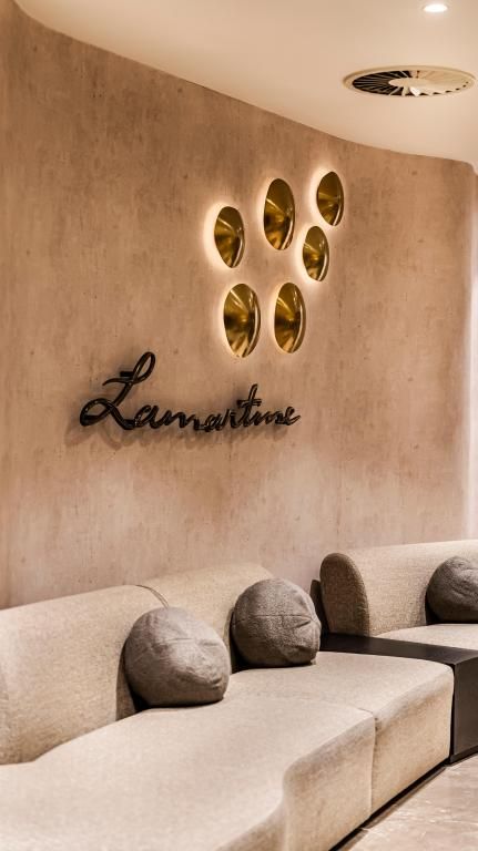 Lamartine Hotel — 6
