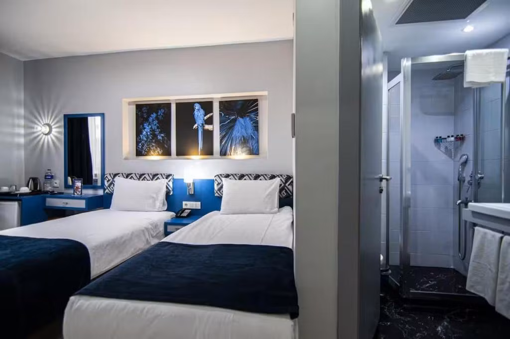 Lapis Inn Hotel (Ex Ambassador) — 6