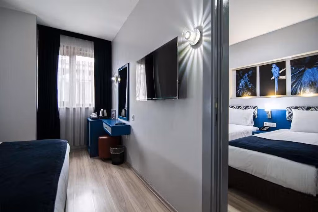 Lapis Inn Hotel (Ex Ambassador) — 9