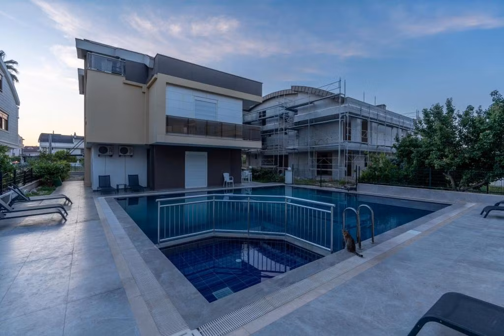 Lara Beach Homes — 7
