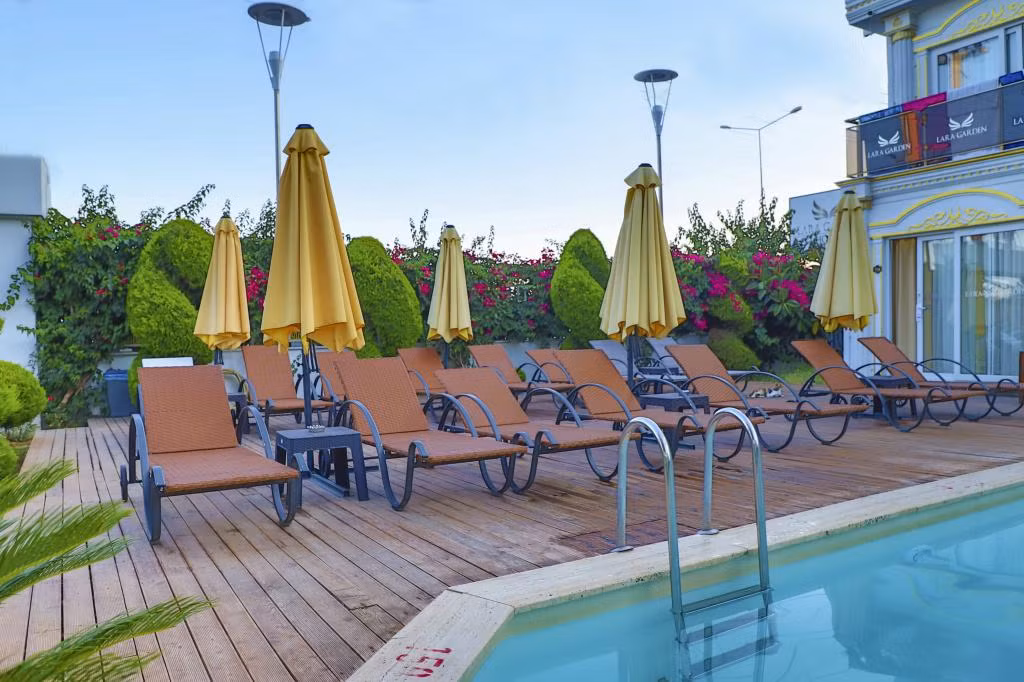 Lara Garden Hotel — 3