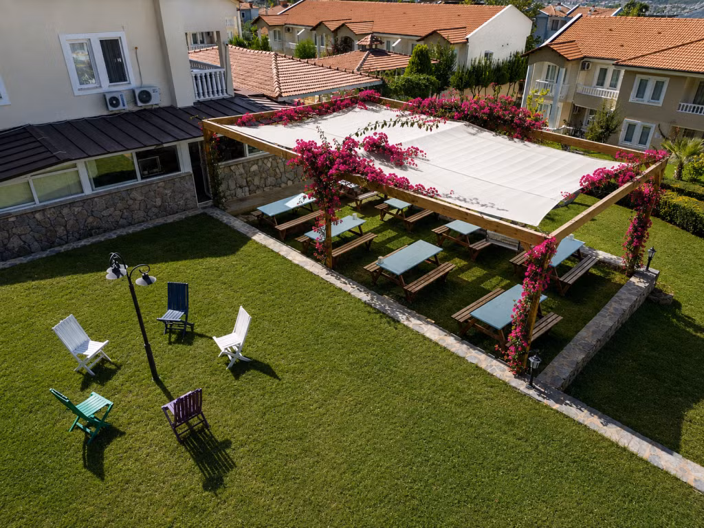 Larimar Suite Hotel — 9
