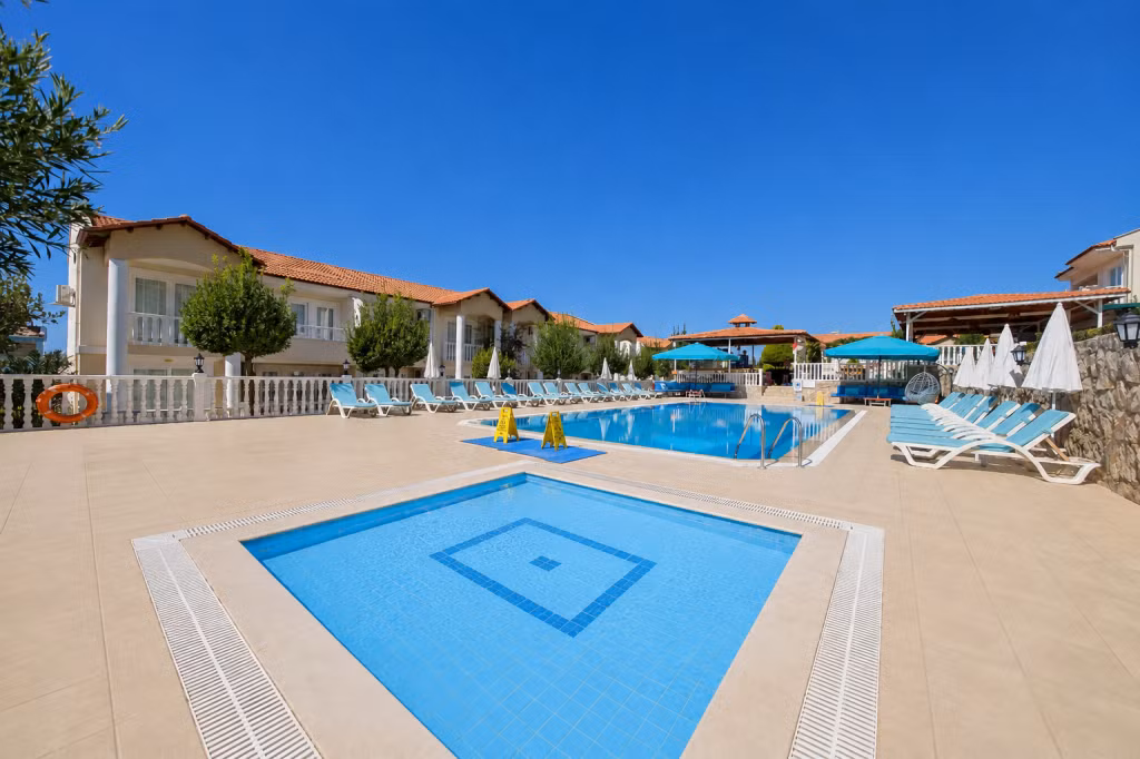 Larimar Suite Hotel — 7