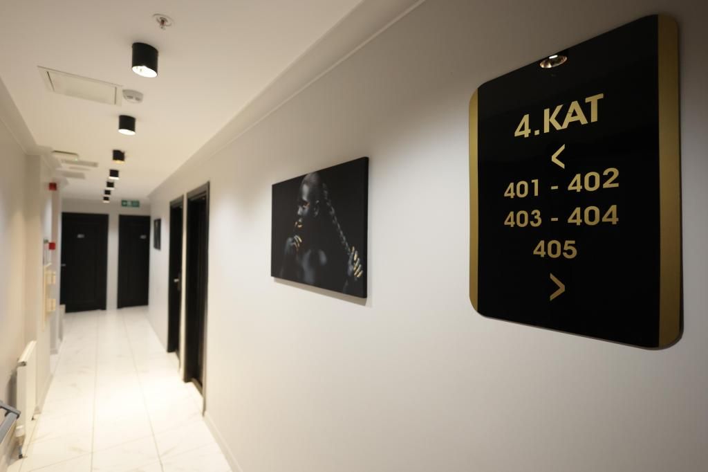 Lavender Airport Hotel — 6