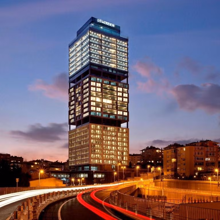 Le Meridien İstanbul Etiler — 2