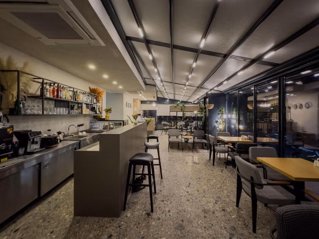 Leaf River Suites — 9