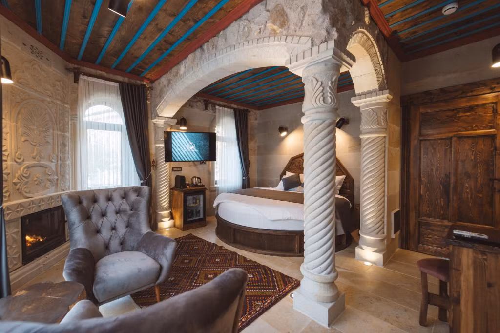 Leda Stone House — 6