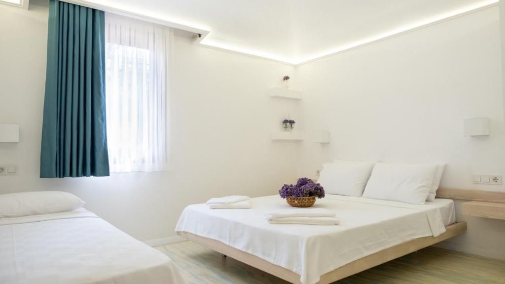 Lefkofris Hotel  — 9