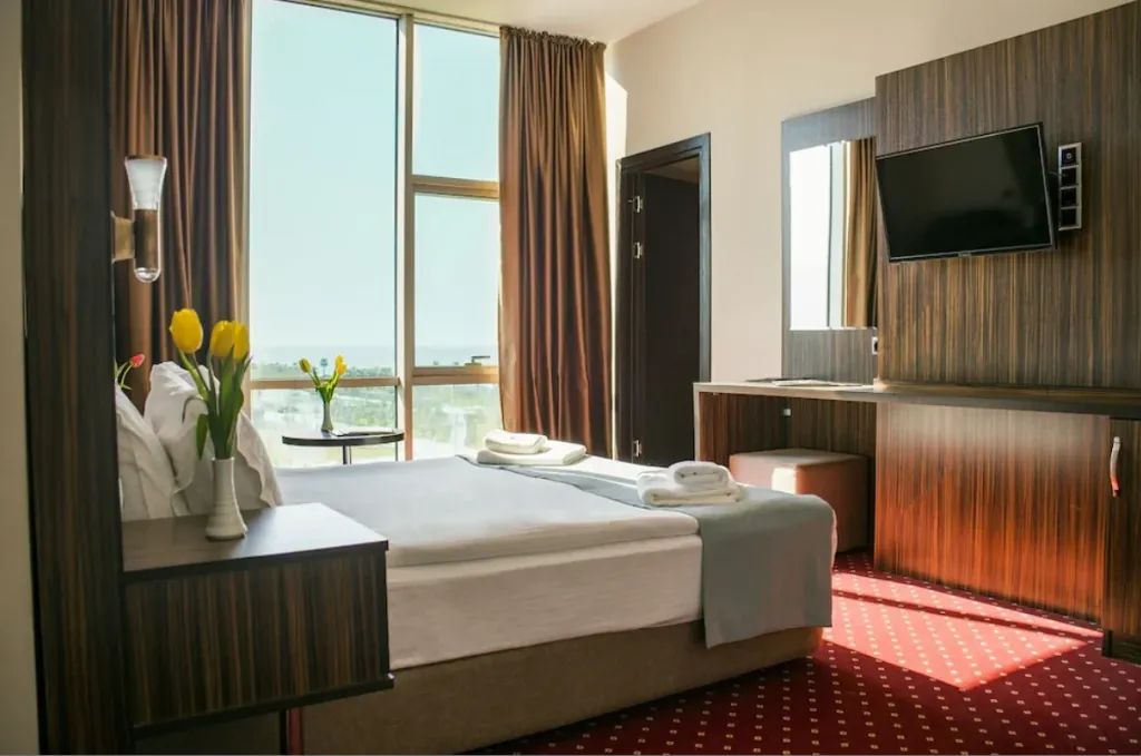 Legend Business Hotel Batumi — 7