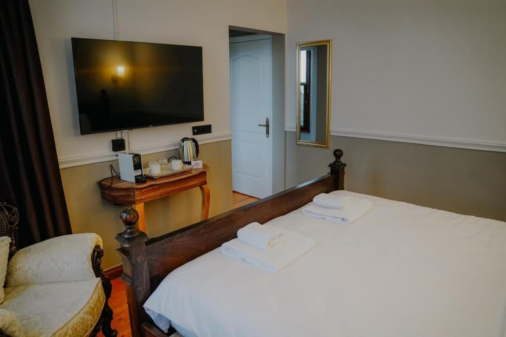 Leila Mansion Hotel — 6