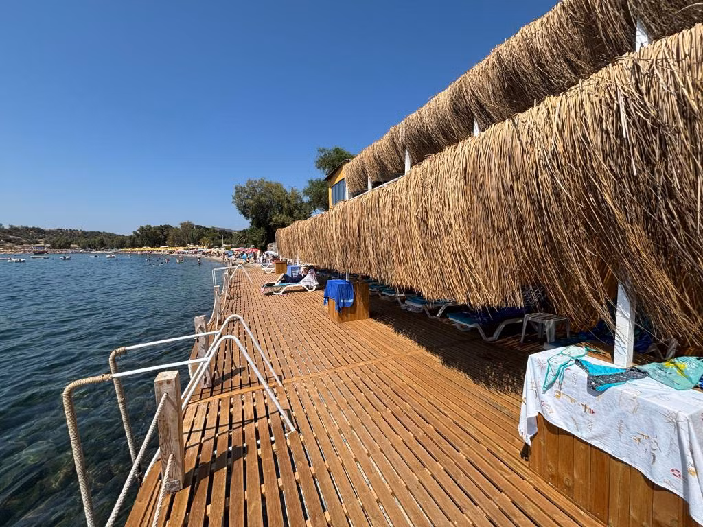 Leon Otel Foça — 6