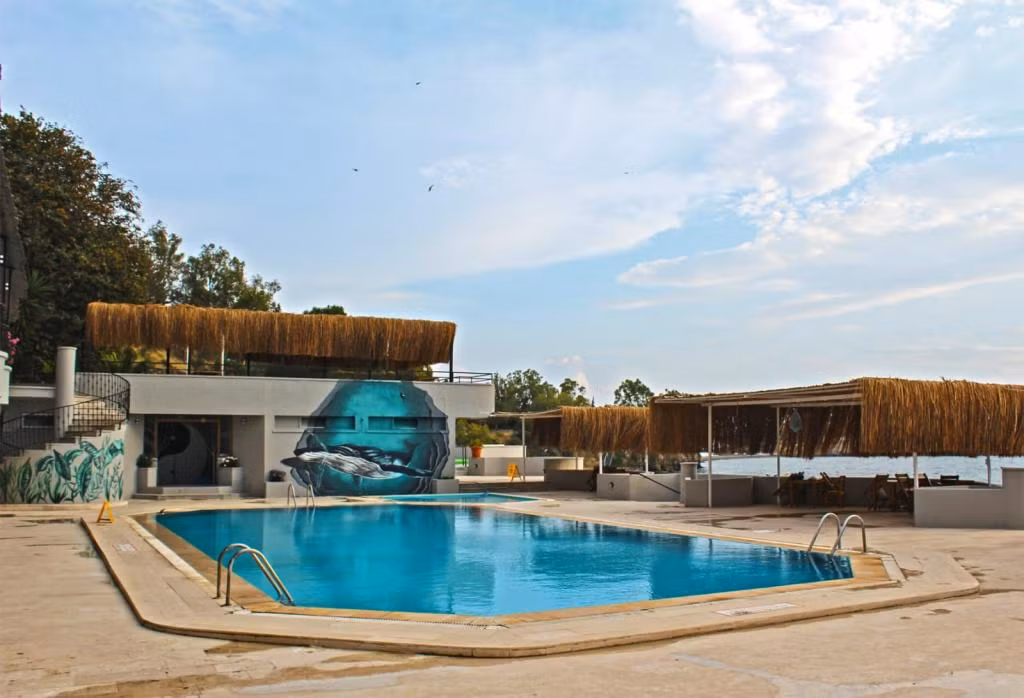 Leon Otel Foça — 8