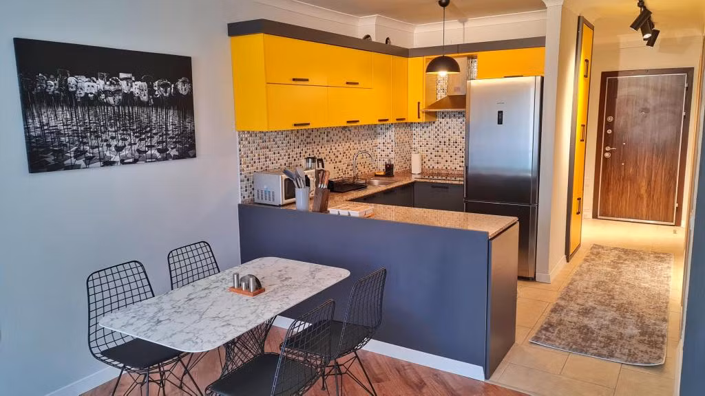Let'stay Sweet Home Yellow — 10