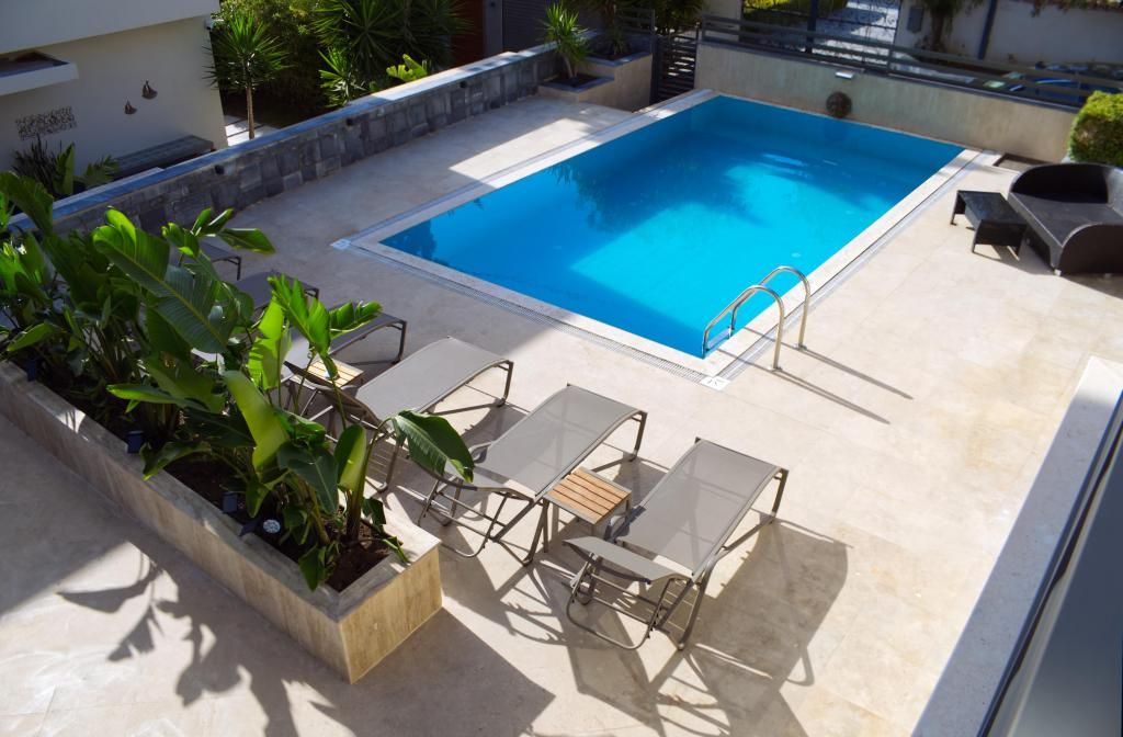 Levon Villa Otel Çeşme — 2