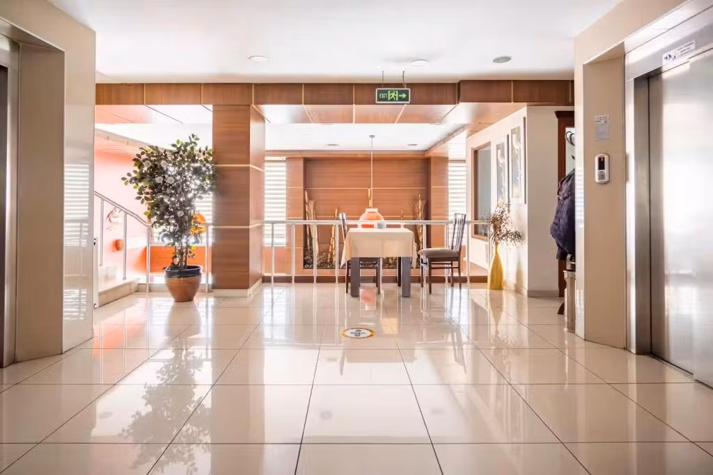 Lifos Hotel — 6