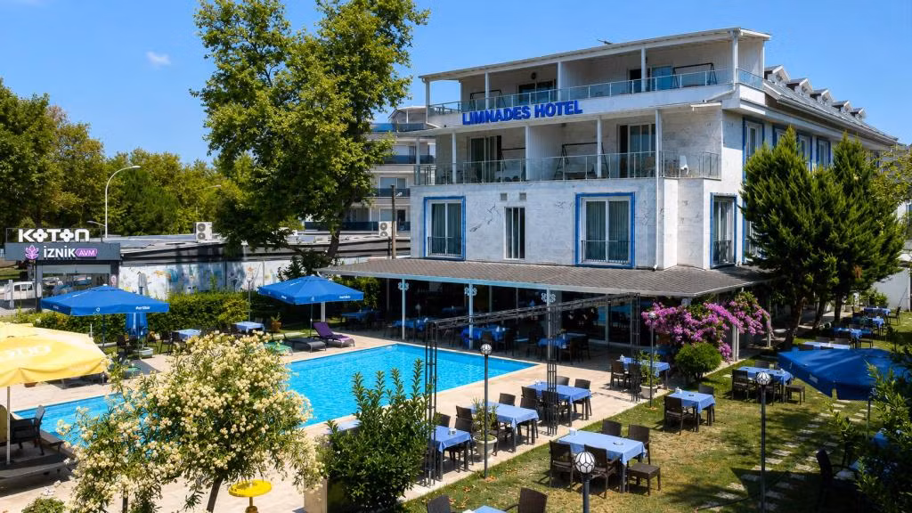 Limnades Hotel İznik — 3