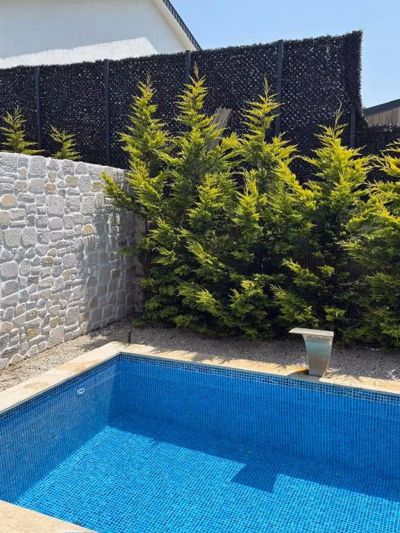 Limon Deluxe Bungalows