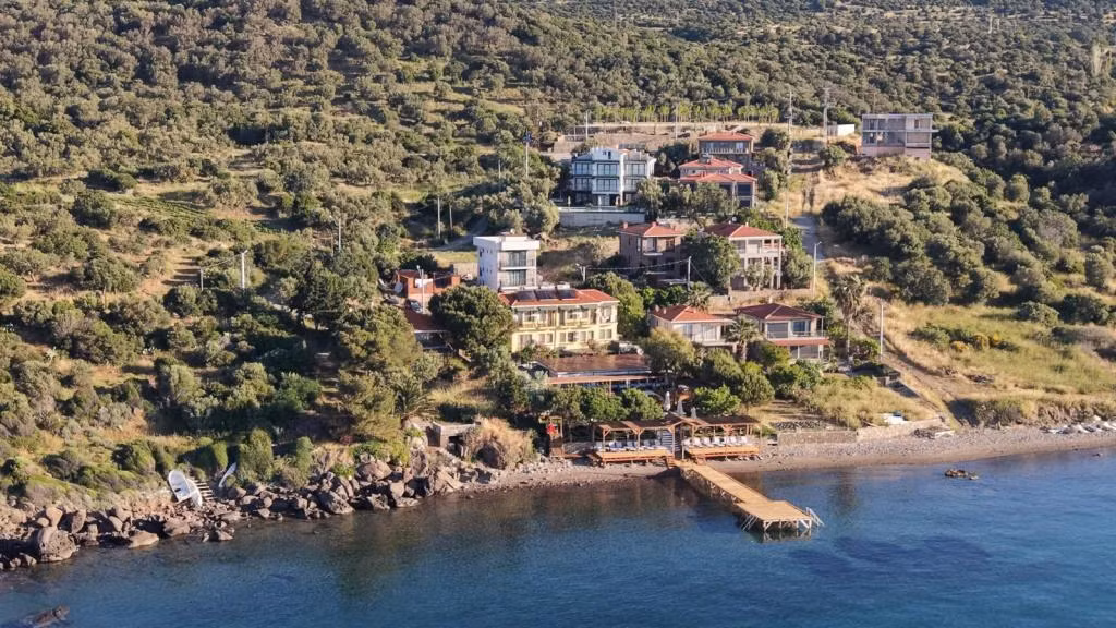 Limonata Otel Assos — 10