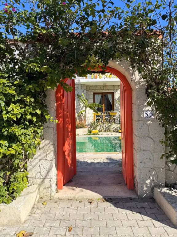 Limoni Hotel Alaçatı