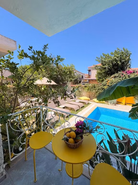 Limoni Hotel Alaçatı — 9