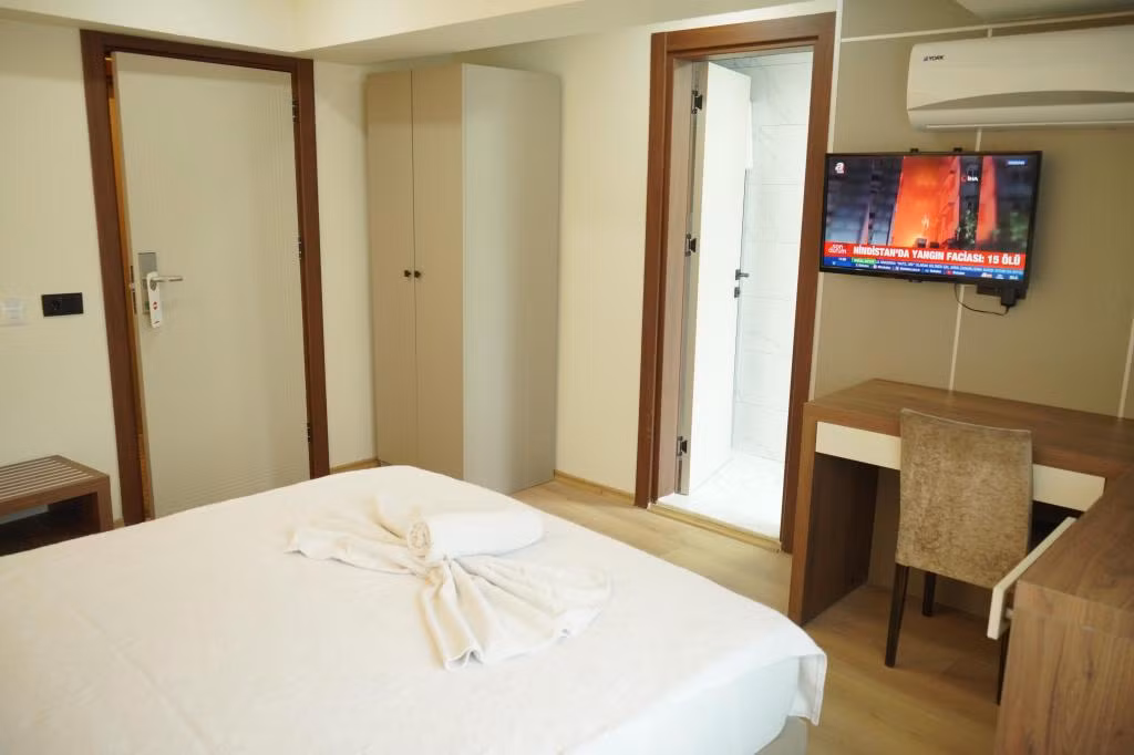 LionCity Hotel — 5
