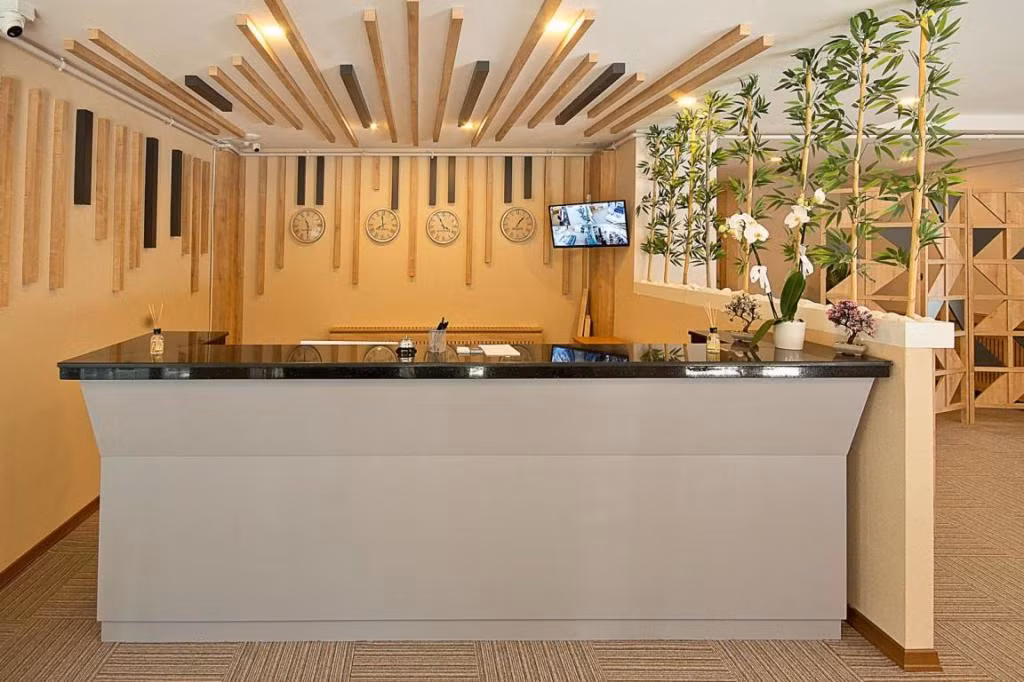 Lion City Hotel — 2