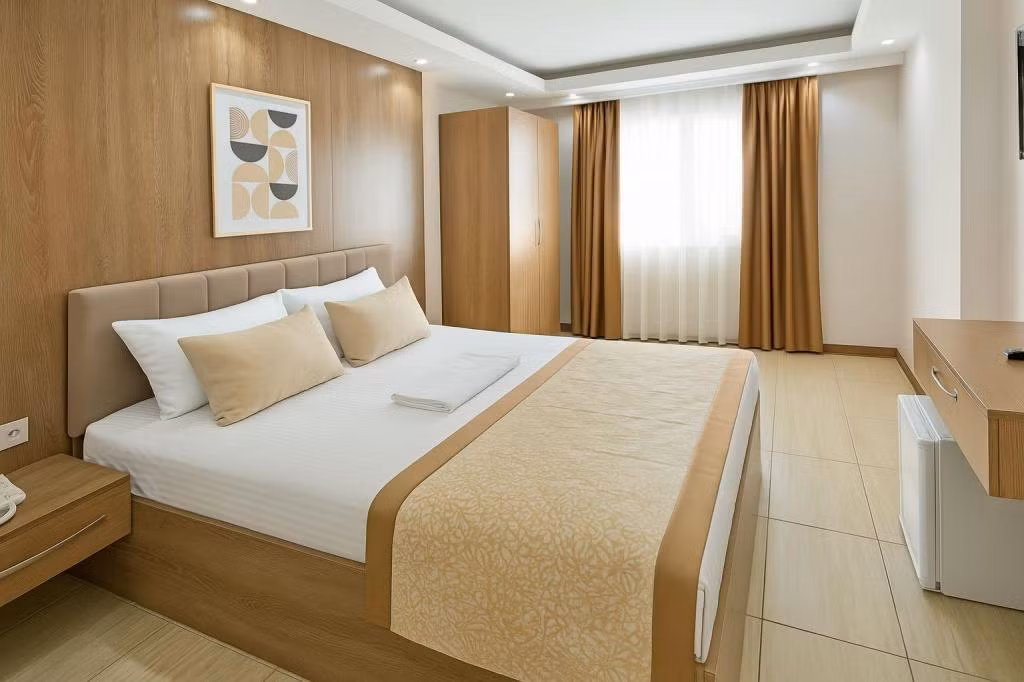 Lion City Hotel — 10