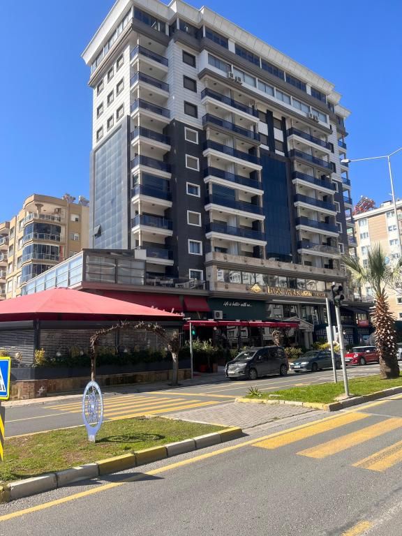 Lion Park Suites & Residence