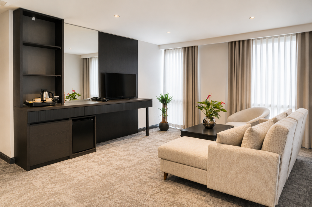 Liv Suit Hotel — 6
