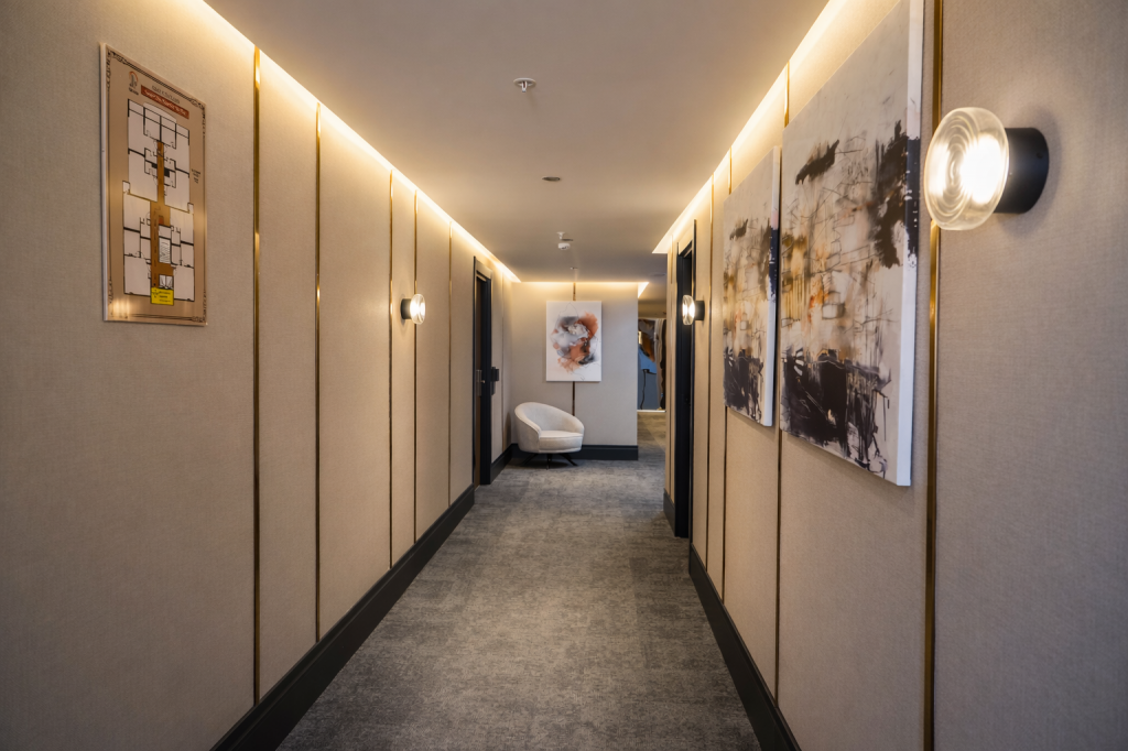 Liv Suit Hotel